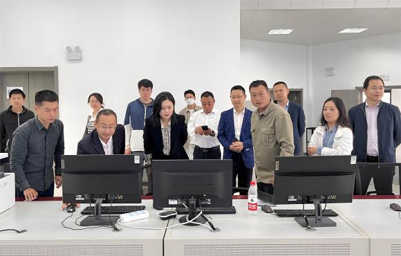 产刷新行时丨施展工会纽带作用，，，，，助力公司立异生长
