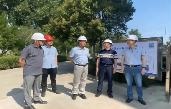 【主题教育】视察研究举行时丨贺燕峰一行赴江苏区域公司开展视察研究事情